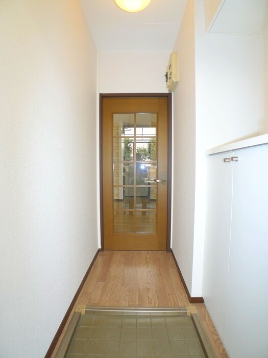 物件内観写真20　(玄関)