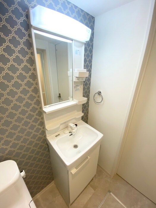 物件内観写真11　(洗面)