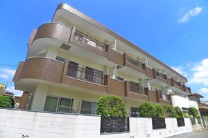 小梛マンション外観写真