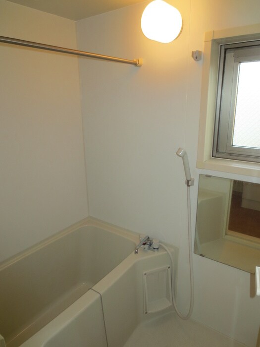 物件内観写真12　(バス／シャワールーム等)