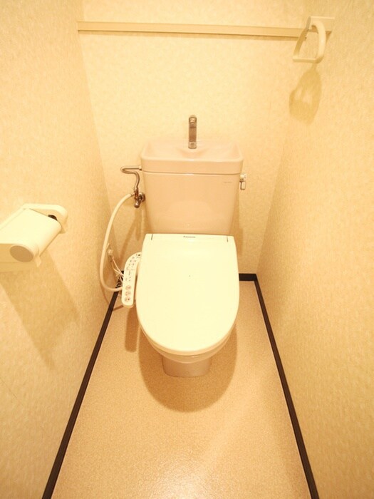 物件内観写真14　(トイレ)