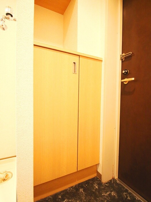 物件内観写真18　(靴箱)
