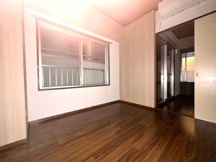 物件内観写真9　(居室)