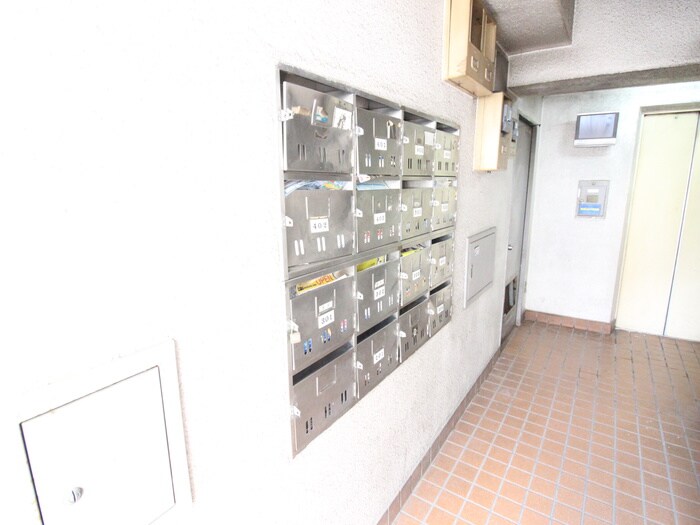 物件外観写真4　(建物設備)