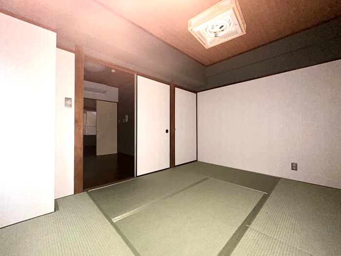 物件内観写真10　(居室)