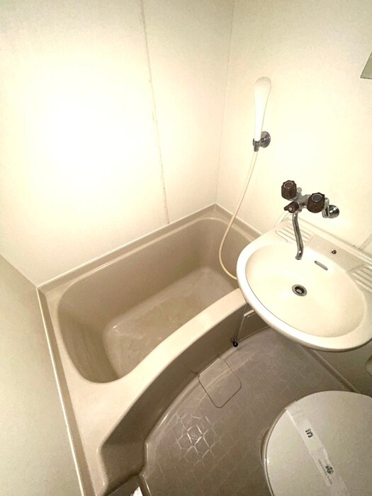 物件内観写真16　(バス／シャワールーム等)