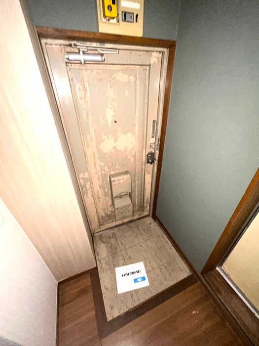 物件内観写真19　(玄関)