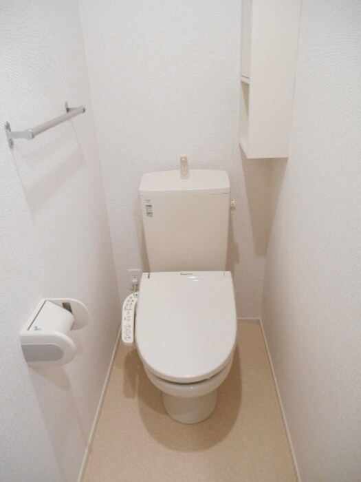 物件内観写真6　(トイレ)