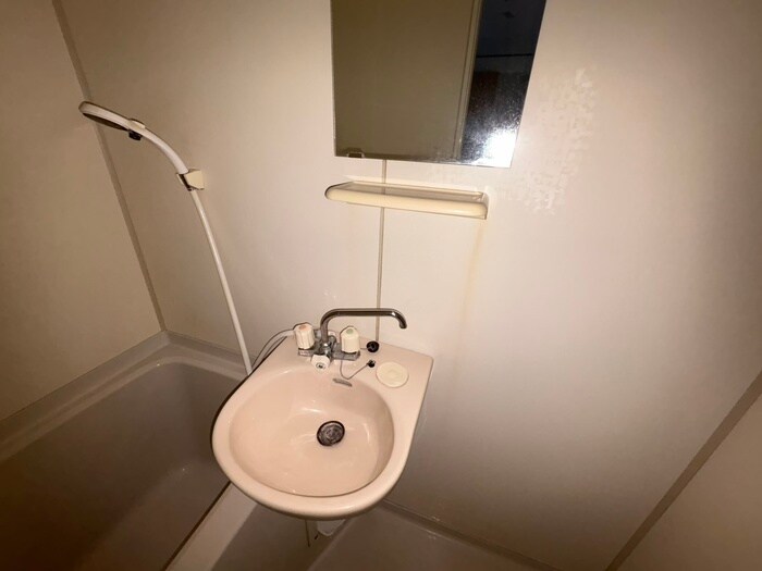 物件内観写真16　(洗面)