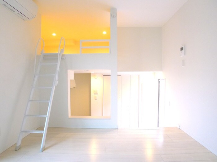 物件内観写真8　(居室)