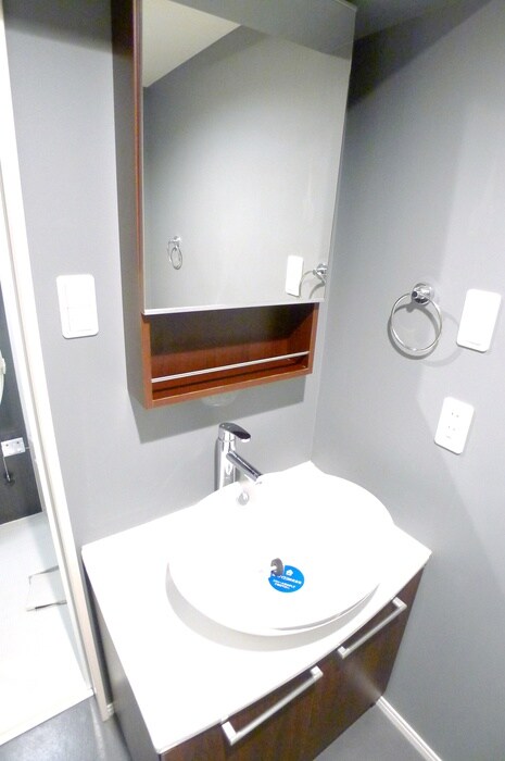 物件内観写真13　(洗面)