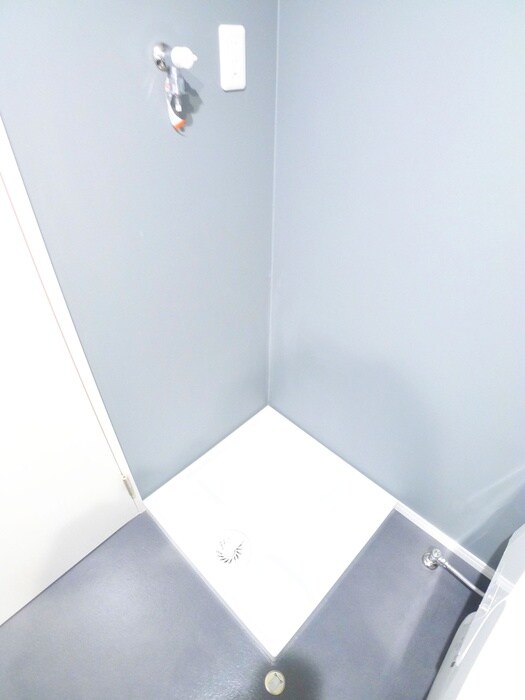 物件内観写真13　(洗濯機置場)