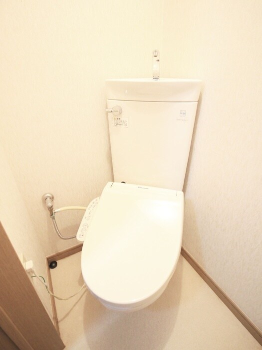 物件内観写真11　(トイレ)