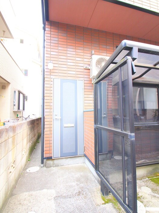 物件内観写真22　(玄関)