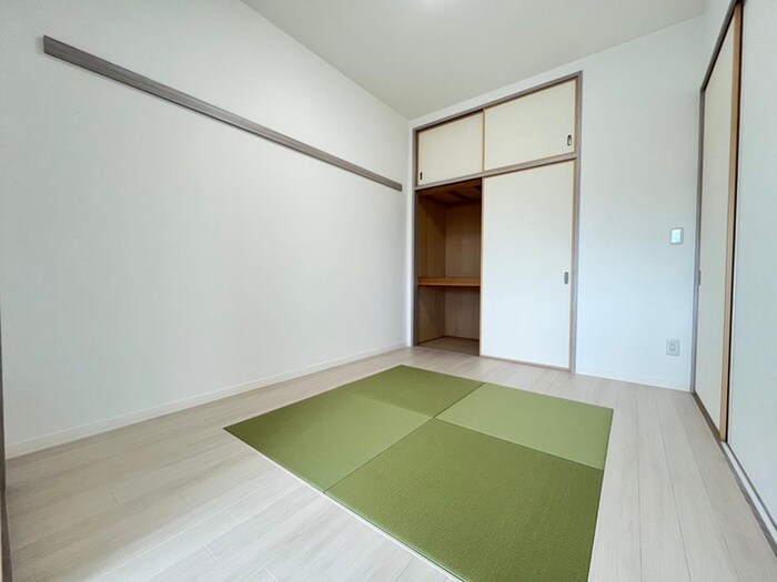 物件内観写真10　(居室)