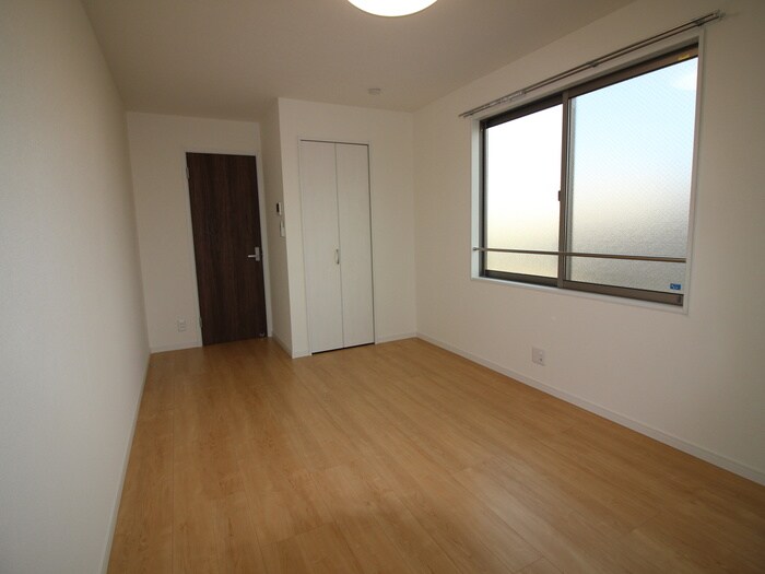 物件内観写真15　(居室)