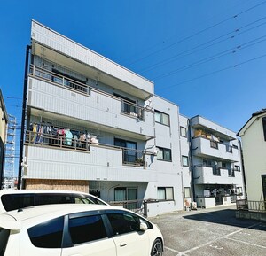 シャトー志美津外観写真