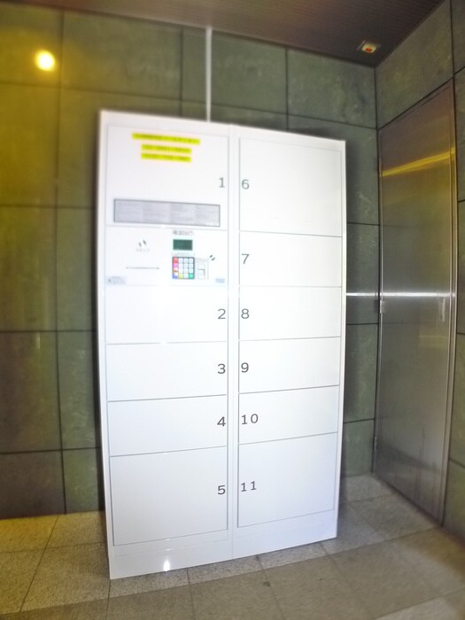 物件外観写真4　(建物設備)