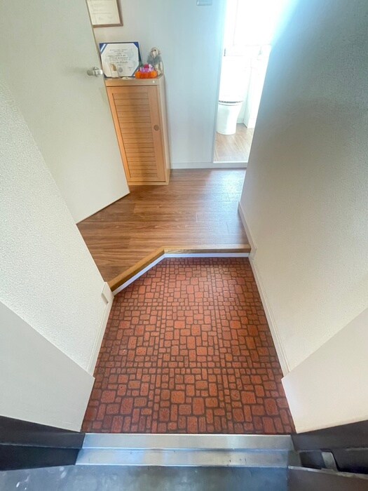 物件内観写真19　(玄関)