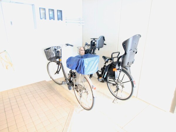 駐輪場