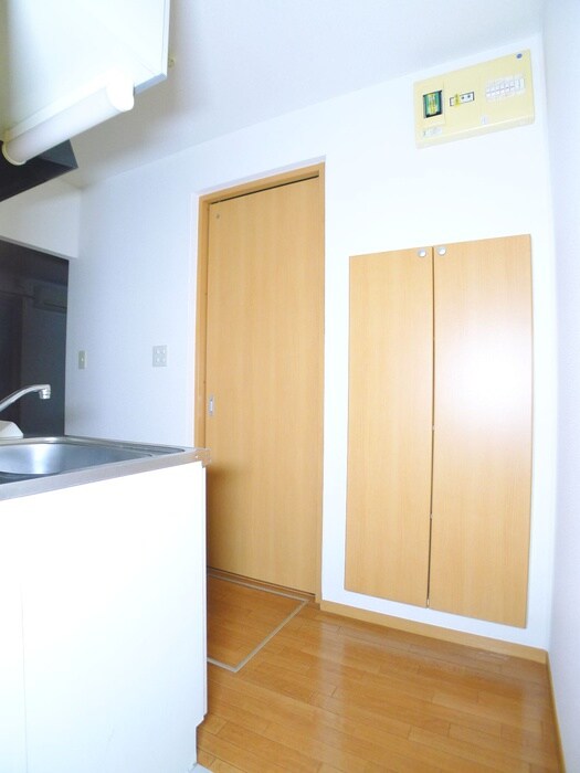 物件内観写真17　(玄関)