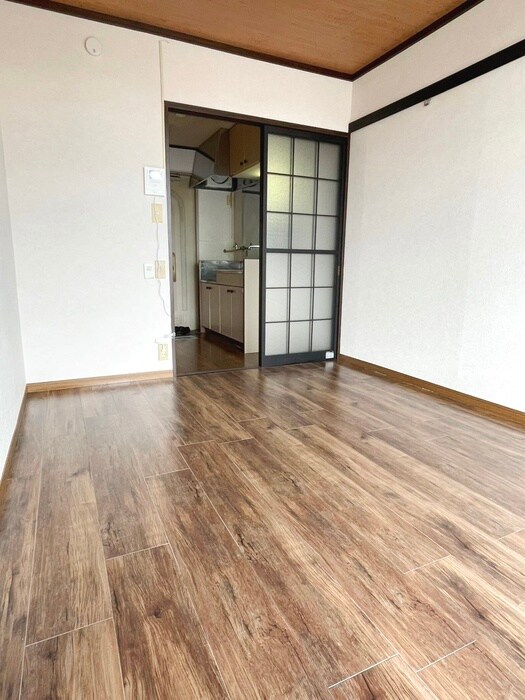 物件内観写真7　(居室)