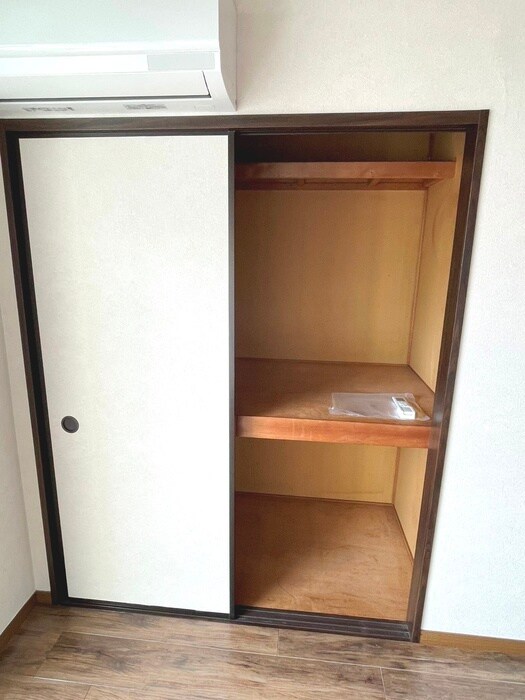 物件内観写真11　(収納)