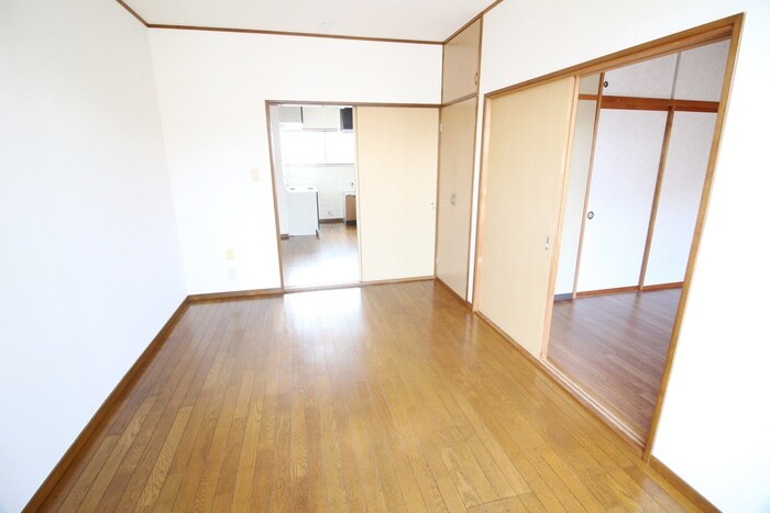 物件内観写真8　(居室)