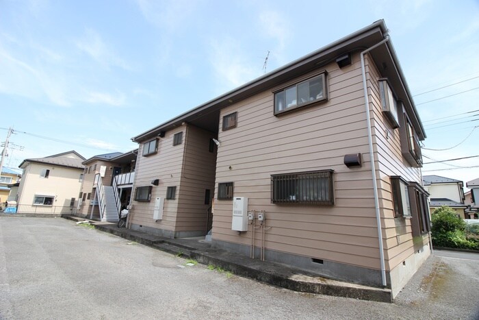 物件外観写真5　(エントランス部分)