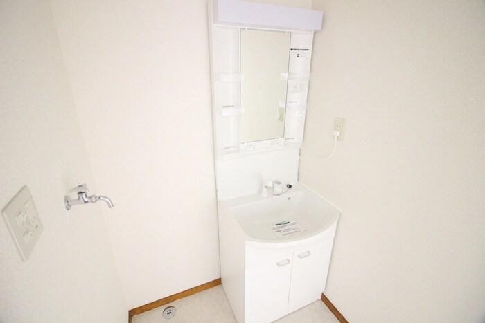 物件内観写真10　(洗面)