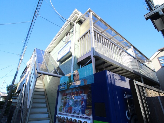 物件外観写真5　(エントランス部分)