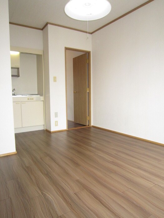 物件内観写真10　(居室)