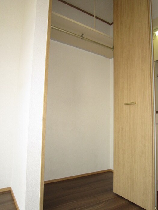 物件内観写真14　(収納)