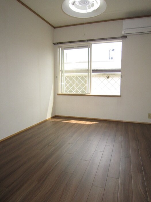 物件内観写真19　(居室)