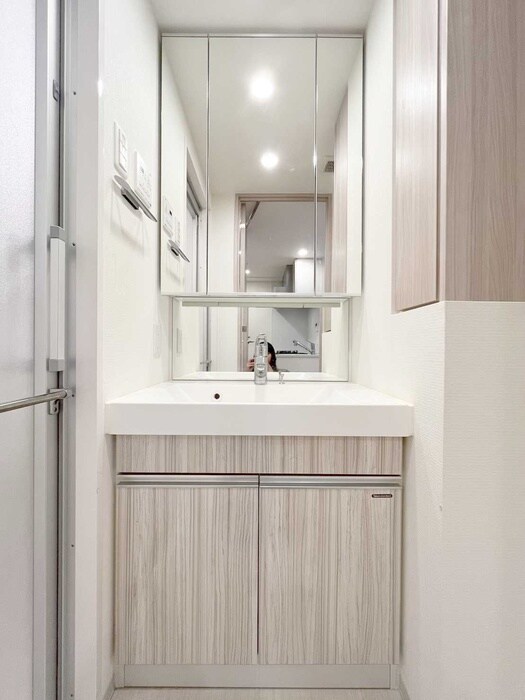 物件内観写真11　(洗面)