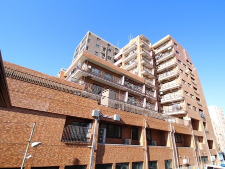 ﾗｲｵﾝｽﾞﾏﾝｼｮﾝ府中第3（401）外観写真
