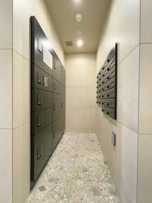 物件外観写真4　(建物設備)