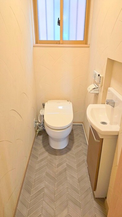 物件内観写真14　(トイレ)