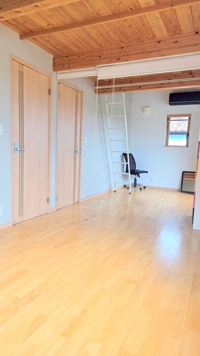 物件内観写真17　(居室)