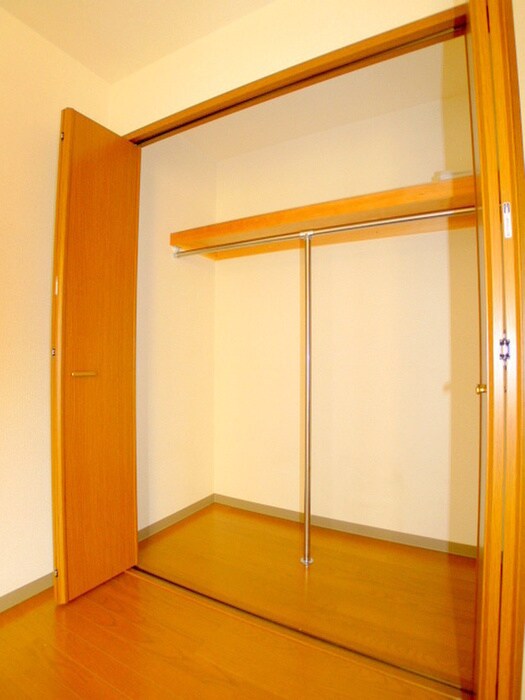 物件内観写真11　(収納)