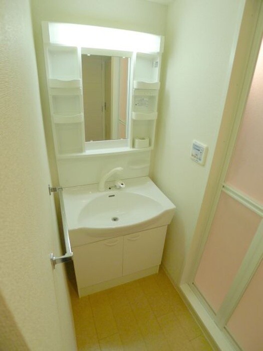 物件内観写真12　(洗面)