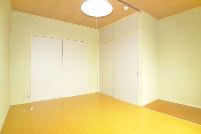 物件内観写真8　(居室)