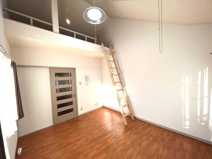 物件内観写真9　(居室)