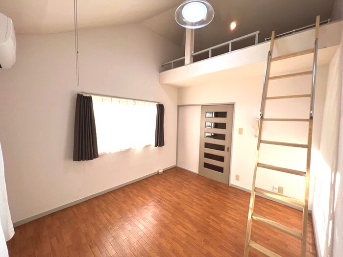 物件内観写真10　(収納)