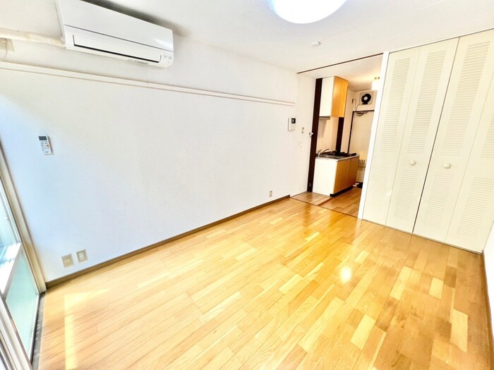 物件内観写真5　(居室)