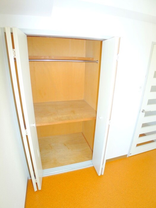 物件内観写真11　(収納)