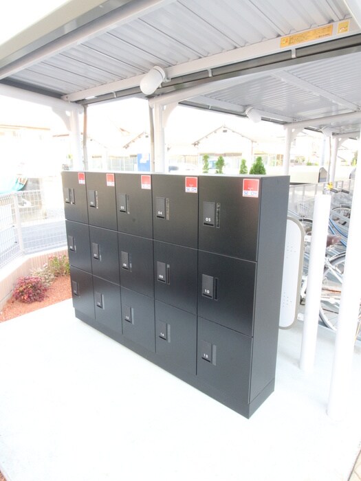 物件外観写真4　(建物設備)