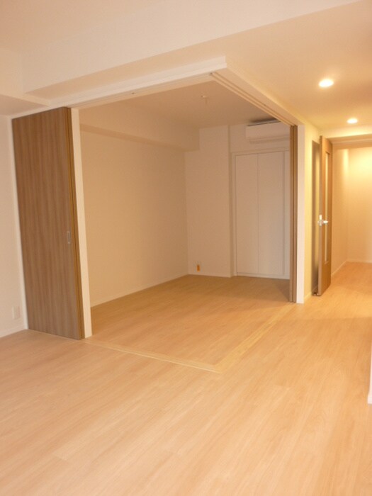 物件内観写真5　(居室)