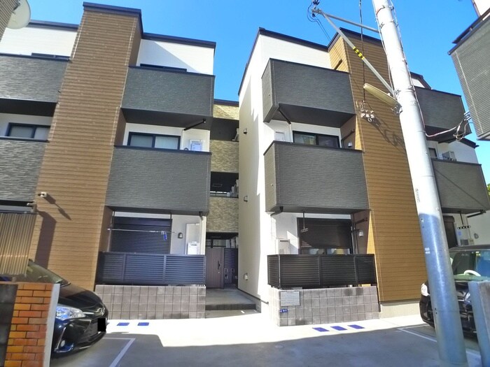 物件外観写真2　(外観写真)