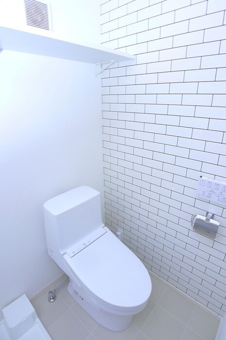 物件内観写真16　(トイレ)